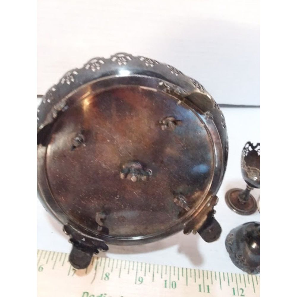 Silver 4 Egg Holder With Handle 5 Piece - Picture 4 of 11